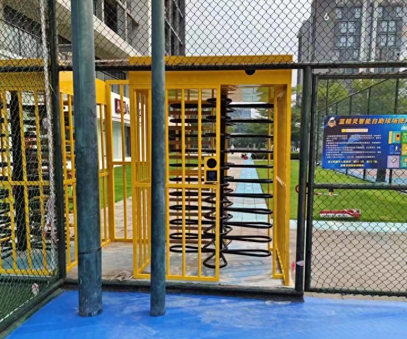 体育馆出入口全高转闸怎么样安装？